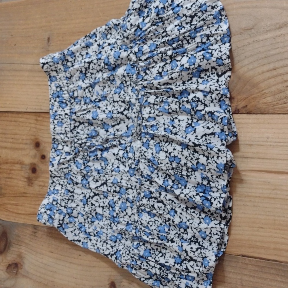 Zara Drawstring Waist Floral Blue & White Skort Size M